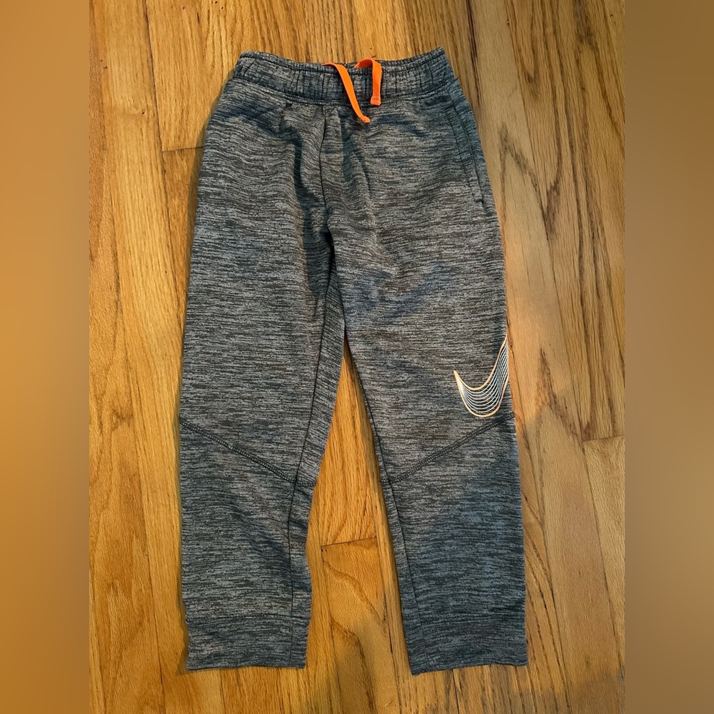 Boys Nike Jogger sweatpants